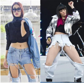 Sao Việt đọ mốt quần jeans “mặc như không” với sao ngoại