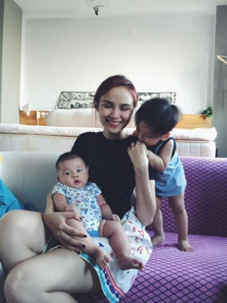 Sự thật việc HH Diễm Hương sinh con lần 2