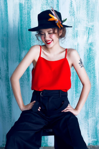 Sững sờ vì nhan sắc em gái ca sỹ Phương Linh