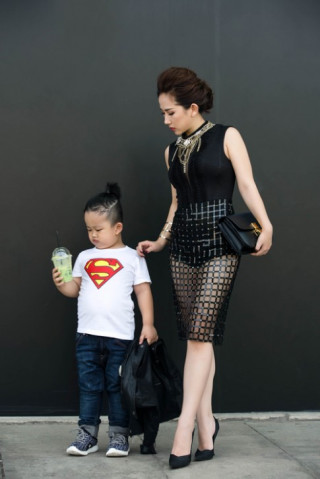 Tín đồ thời trang Việt khoe con trong ảnh street style
