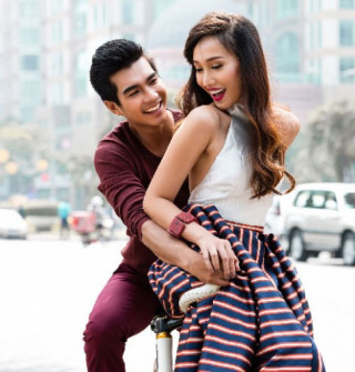 “Trai đẹp” âu yếm tỏ tình chân dài Khánh Ngọc