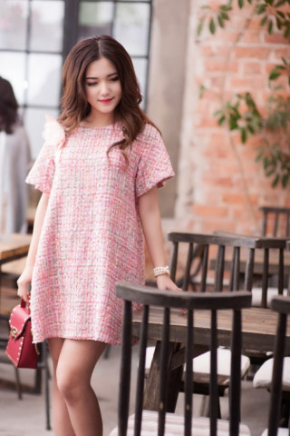 Valentine: 4 cách mặc màu hồng đẹp mà không hề sến