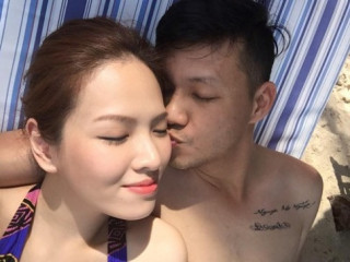 Vợ chồng Đan Lê âu yếm nhau mừng 5 năm ngày cưới