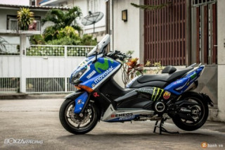 Yamaha TMax đậm chất thể thao trong bộ cánh Movistar