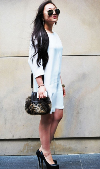 7 tuyệt chiêu để đẹp hơn với váy trắng