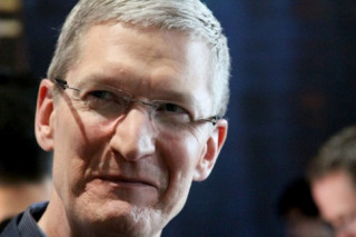 Ai đứng sau tin đồn Apple sắp sa thải Tim Cook?