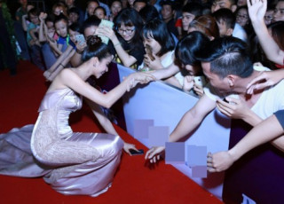 Bật mí bí quyết giúp Phạm Hương thu phục triệu fan