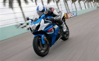 [Clip] Tổng hợp âm thanh các loại pô độ trên Suzuki GSX-R1000