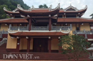 Công trình lai căng sừng sững tại chùa Hương hóa ra… không phép