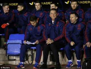 Cứ đến trận đấu hạn cuối cho Van Gaal thì MU lại thắng