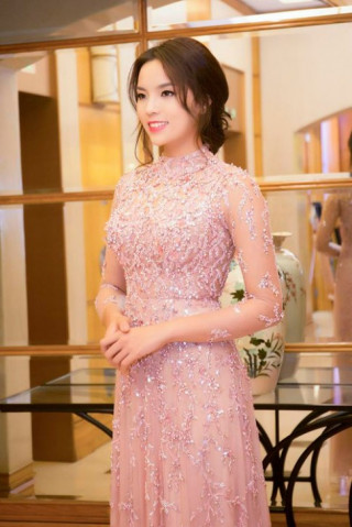 Cuộc sống “sang chảnh” của HH Kỳ Duyên sau đăng quang