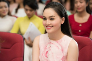 Dàn thiếu nữ xinh đẹp quy tụ ở sơ khảo Hoa hậu VN