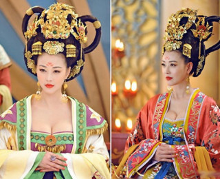 “Dương Thục Phi” không ngại mặc hở ở tuổi 49