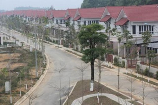 Hà Nội: Lượng chung cư “khủng” đổ bộ, hết “cửa” tăng giá