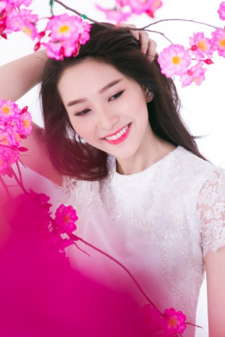 Hoa hậu Thu Thảo:“Tôi thích Tết ở quê nhà”