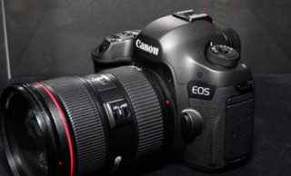 Máy ảnh độ phân giải 120 megapixel tại Canon Expo 2016