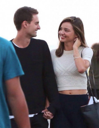 Miranda Kerr thân với chồng cũ dù có bạn trai tỉ phú