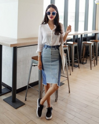 Mượn đồ của nữ công sở đi chơi