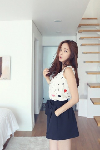 Những lưu ý khi mặc áo không tay