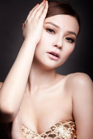 Project Runway dưới góc nhìn của sao Việt