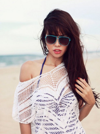 Sắm áo lưới ngoài bikini đẹp như Hà Anh chỉ 150 ngàn