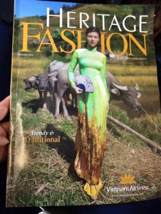 Thu hồi tạp chí Heritage vì ảnh áo dài bị chỉ trích