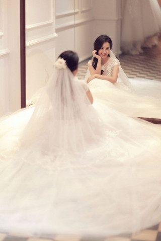 Tú Vi sẽ diện 4 chiếc váy cưới trong lễ kết hôn