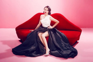 Váy hot nhất tuần: Đầm ‘dìm dáng’ của Văn Mai Hương