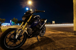 Yamaha M-Slaz và Nmax 155 so dáng cùng màn đêm