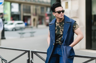 “Bạn trai tin đồn” của Đỗ Mạnh Cường lịch lãm dạo phố Paris
