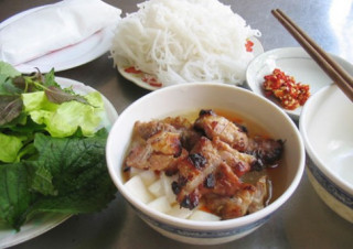 Bữa sáng ngon miệng với bún chả Hà Nội