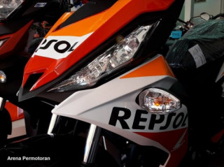 Cận cảnh Winner 150 phiên bản Repsol chính hãng