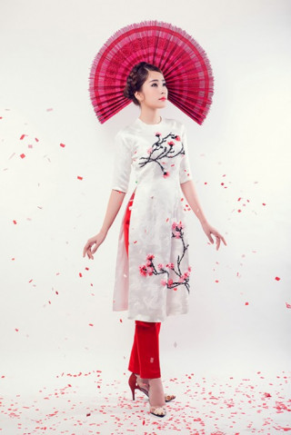 Hoa khôi Nam Em gợi ý mặc đồ đẹp đầu xuân