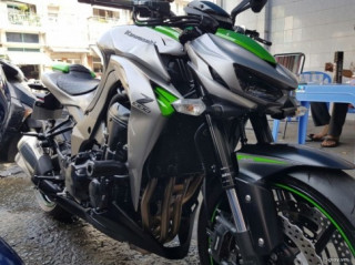 Kawasaki Z1000 sx 12/2015 màu xám xanh mới 99,9%