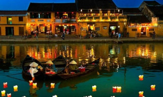 Phố cổ Hội An lọt top 10 thị trấn đẹp nhất thế giới