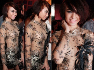 Sang chảnh với lông vũ như Lý Nhã Kỳ