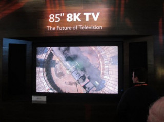 Sắp bán TV 8K đầu tiên trên thế giới, giá 3 tỉ đồng