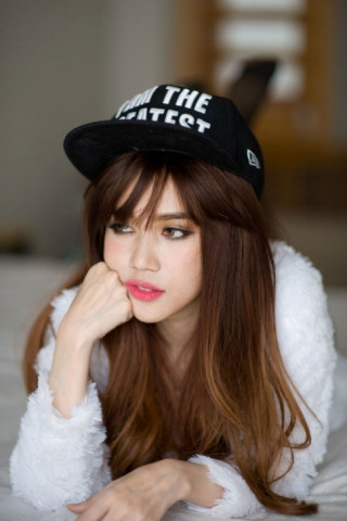 Sĩ Thanh khoe hình xăm và cơ thể bốc lửa