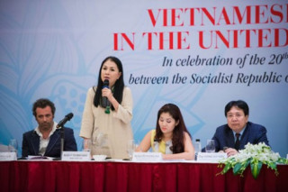 4 nhà thiết kế Việt giới thiệu bộ sưu tập tại Mỹ