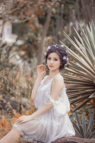Cô gái 9x Việt xinh như “thần tiên tỷ tỷ” Lưu Diệc Phi