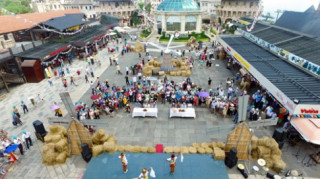 Hơn 6.000 du khách tham dự lễ hội bia B’estival Bà Nà Hills 2016	