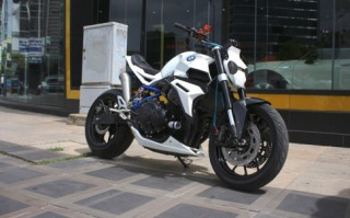 Honda CB400 độc đáo trong bản độ theo ý tưởng BMW ConCept Roadster