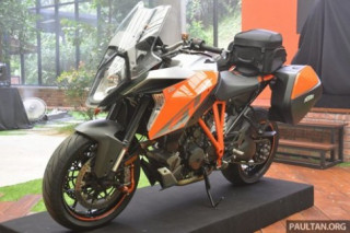 KTM Super Duke GT 2016 vừa ra mắt chính thức tại Malaysia với giá 649 triệu đồng