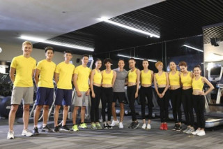 Loạt nam thần Next Top Model thi nhau khoe cơ bắp