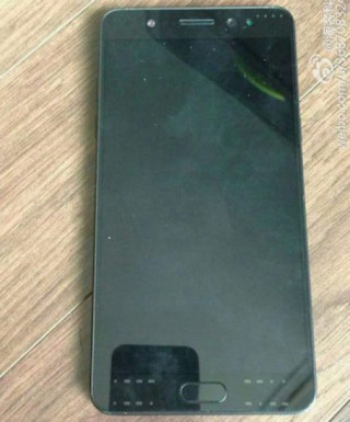 Mẫu thử Galaxy Note 7 không dùng màn hình cong