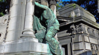 Những nghĩa trang bí ẩn giữa lòng Paris tráng lệ