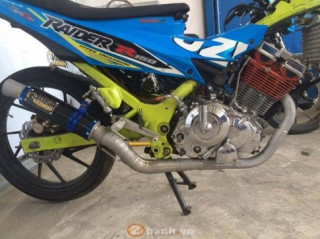 Pô VMAX Racing gác Raider 150 cực cool