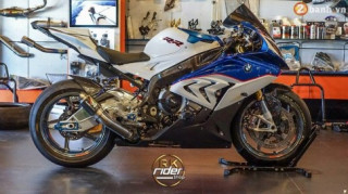 Siêu cá mập BMW S1000RR trong bản độ đầy mê hoặc