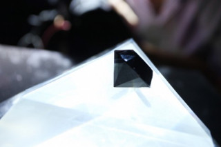  Viên kim cương đen nổi tiếng thế giới đến Việt Nam 