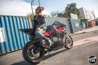Xao xuyến với cô gái chạy BMW S1000RR trên đất Thái